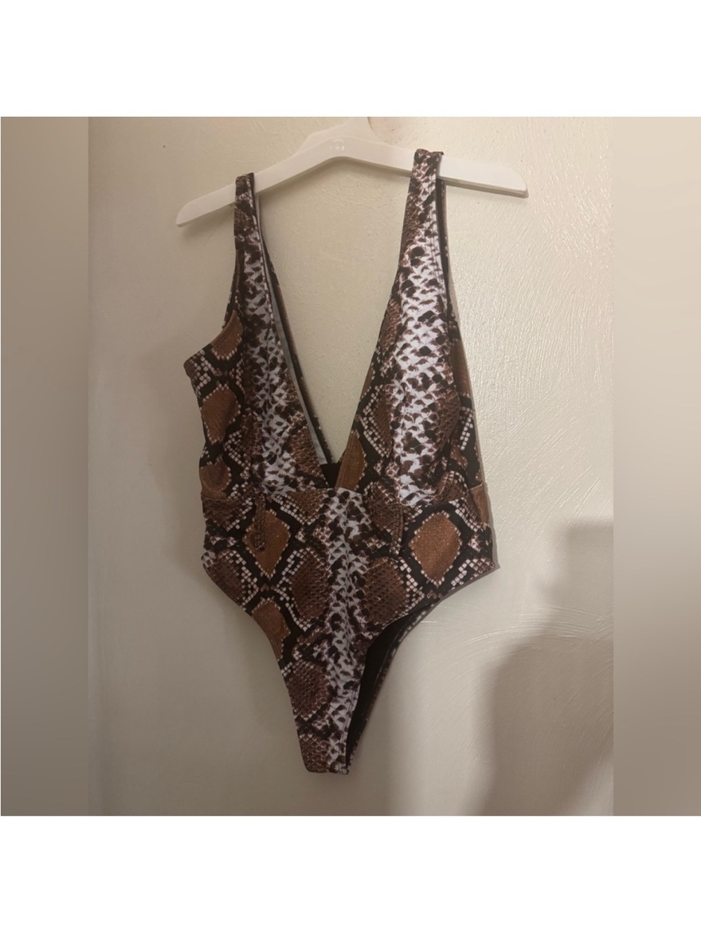 4 stylish one piece bathing suits for a good price size medium